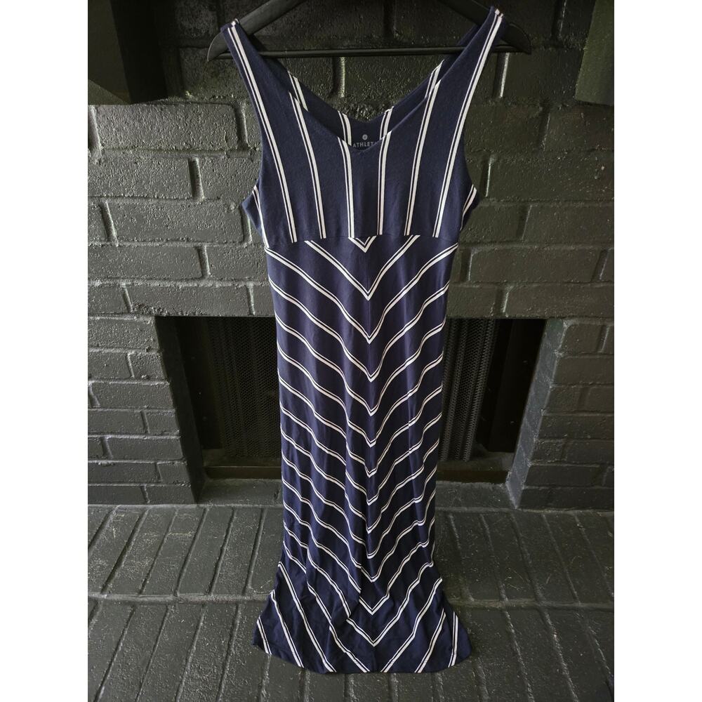 Athleta Womens Blue and white Striped Chevron Sleeveless Maxi Dress size Small